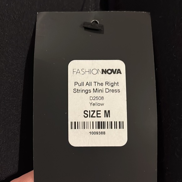 Fashion nova yellow strappy dress - Picture 4 of 4